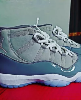 Jordan 11 Cool Grey 8mx