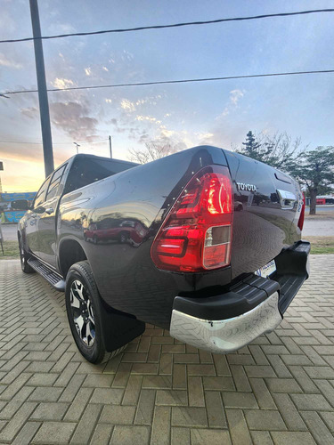 Toyota Hilux Pick-up 2.8 Cd Srx 177cv 4x4