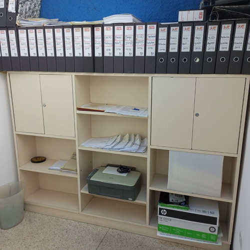 Imagen 3 de 9 de Cubiculos De 4 Y 6 Mts² En Mezzanina De Torre El Bosque (av Ppal, Cerca Metro Chacaito), Cantv E Internet