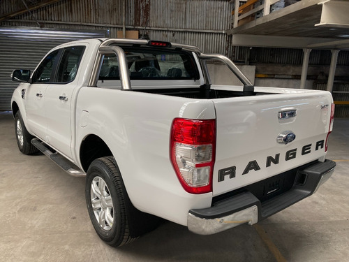 Imagen 5 de 15 de Ford Ranger Xlt 4x2 Mt 2022 0km Sin Rodar
