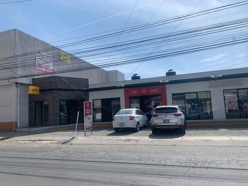 Lerma Local En Renta  - Plaza Comercial - Excelente Ubicació