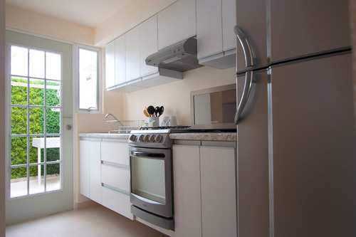 Imagen 4 de 8 de Casa De 3 Recámaras Y 2 Baños Completos