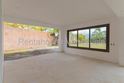 Casa En Venta En La Hatillana, El Hatillo.