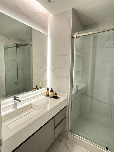 Departamento Amoblado En Alquiler En Exclusivo Condominio Puro Cerro
