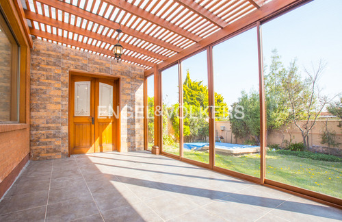 Casa En Venta San Carlos De Apoquindo/ U. Andes