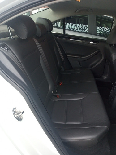 Volkswagen Jetta 2015 2.0 Tsi Highline 4p