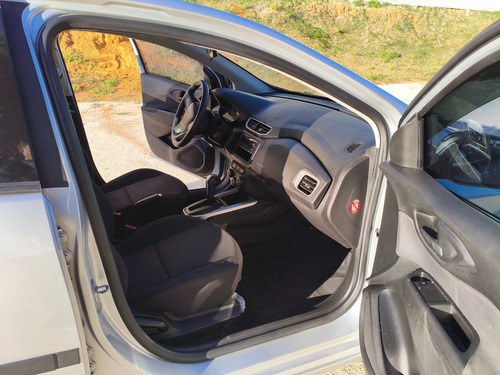 Chevrolet Onix 1.4 Advantage Aut. 5p