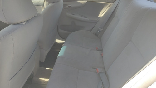 Imagen 8 de 11 de Toyota Corolla 2013 1.8 Xli Mt 136cv