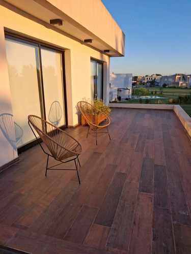Casa En Alquiler En Barrio Privado Terralagos, Canning