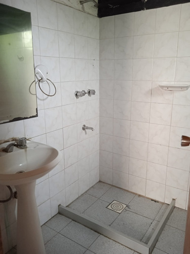 Imagen 10 de 12 de Alquiler Anual, Local Atlántida Lo19