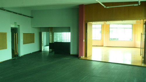 Imagen 6 de 11 de Excelente Local En Importante Esquina De Floresta!!!