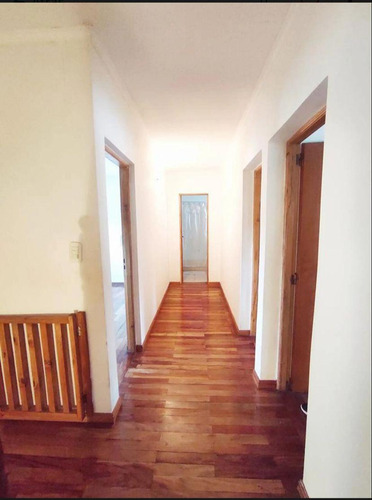 Venta De Casa Beccar 6 Ambientes Con Enorme Jardin