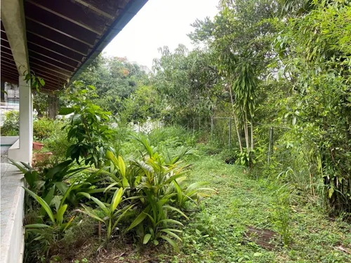 Se Alquila Casa 1000m2 Valle Alto 5301