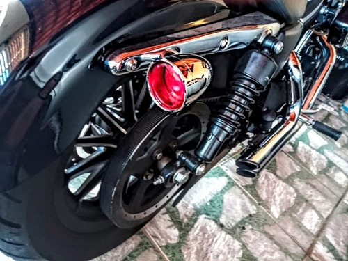 Harley Davidson 883r