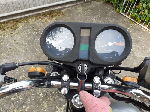 Imagem 10 de 13 de Honda Cb 400