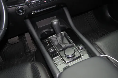 Mazda 3 2.0 Touring Tp