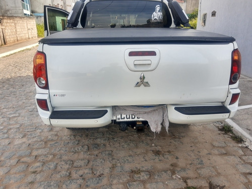 Mitsubishi L200 2013 3.2 Triton Hpe Cab. Dupla 4x4 Aut. 4p