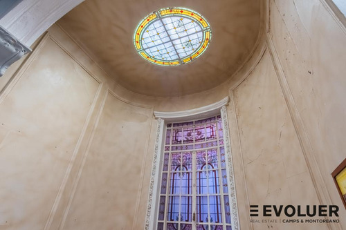 Magnífica Casa De Estilo Para Vivienda, Oficinas O Desarrollo En Barrio Norte