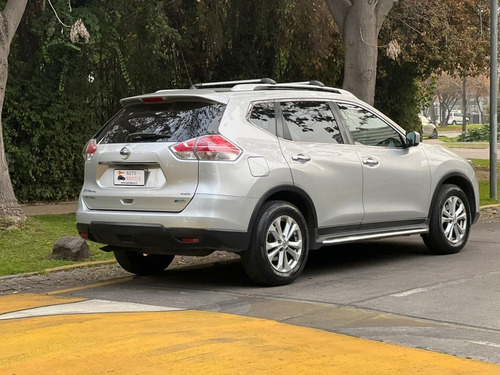 Imagen 8 de 15 de Nissan X-trail Sense 4dw 2.5