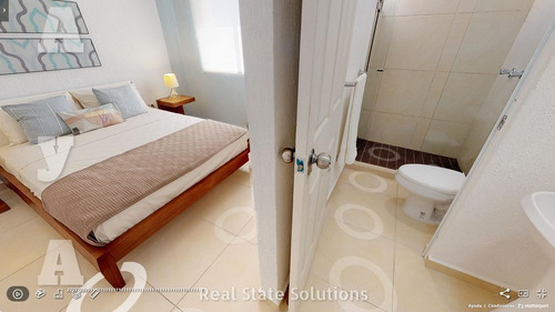 Casa Nueva En Venta De 3 Recámaras, 3 Niveles, Avenida Petempich, Playa Del Carmen.