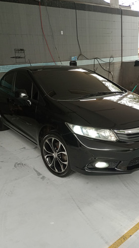 Honda Civic 1.8 Lxs Flex Aut. 4p