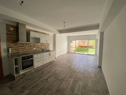 Venta Departamento 2 Ambientes Con 2 Patios Boedo