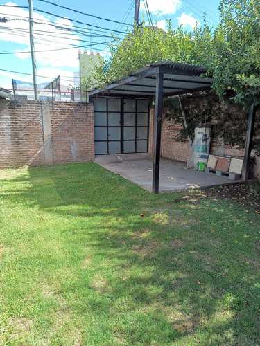 Casa En Ph Totalmente Independiente En Esquina Todo En Una