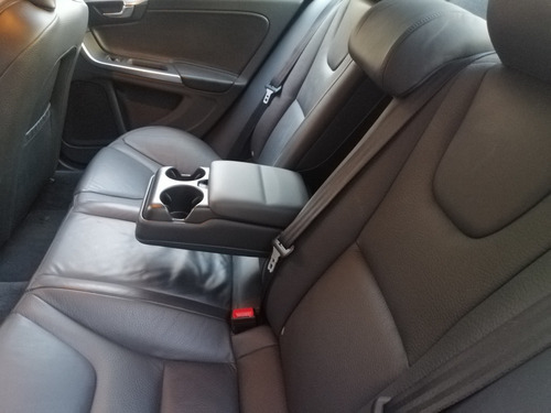 Volvo S60 2.0 T At Premium 203cv 2011