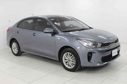 Imagen 7 de 15 de Kia Kia Rio Sedan 2019 4 Cilindros