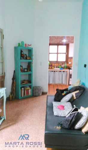 Casa 6 Amb. En Venta Merlo