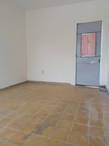 Apartamento En Planta Baja. Con Renta