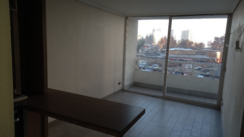 Arriendo Departamento 2d+1b, Cercano A Metro Las Rejas