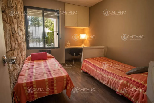 Venta Casa 4 Dormitorios. El Chorro, Manantiales