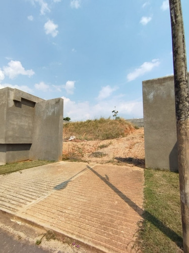 Exclusiva Parcela En Venta Urbanización Guataparo Country Club. Luz Coelho