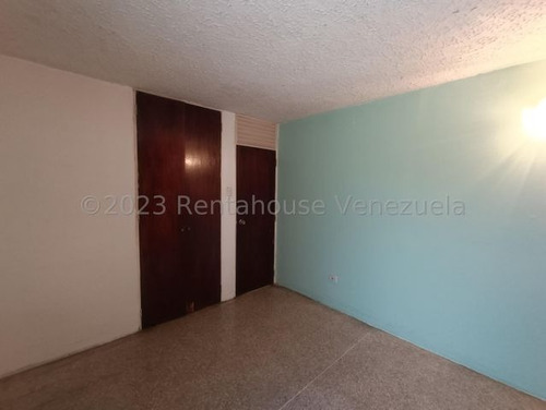 Imagen 6 de 22 de Apartamento En Venta Urb San Jacinto, Maracay 23-18584 Hc