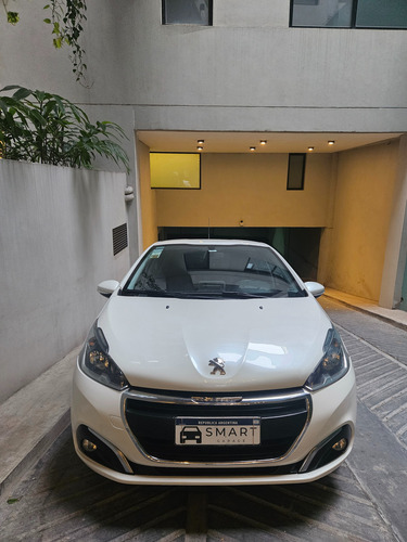 Peugeot 208 1.6 Allure Tiptronic