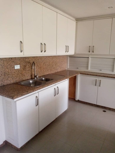 Imagen 5 de 20 de Alquilo Apartamento Grande En El Viñedo
