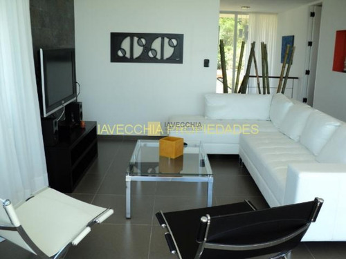 Imagen 6 de 30 de Venta De Casa De 3 Dormitorios En Punta Ballena Con Vista Al Mar