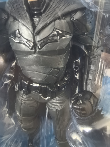 The Batman 19 Dc Multiverse Mcfarlane (Usado)