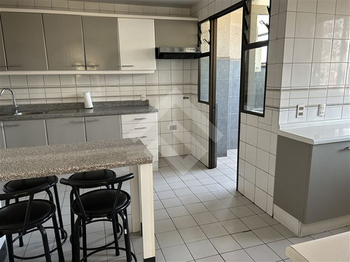 Departamento En Venta De 4 Dorm. En Las Condes