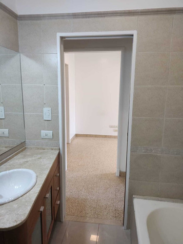 Casa En Venta En Martínez, San Isidro, G.b.a. Zona Norte