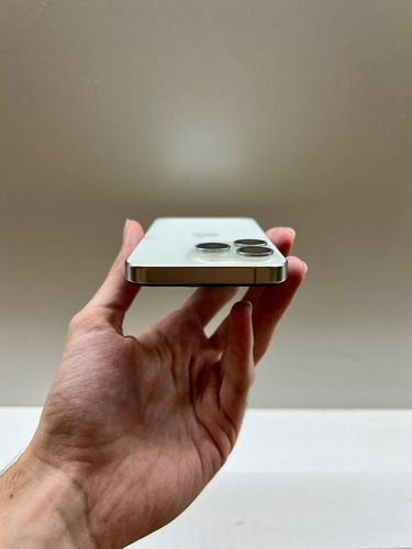 Iphone 15 Pro 128gb Blanco Batería 89% En Caja Impecable Blanco (Usado)