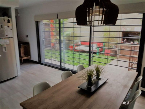 Casa En Venta En Quilmes