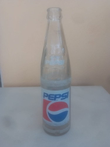 Botella De Refresco Pepsi Retro De Los 80 Y 90 Tengo 20