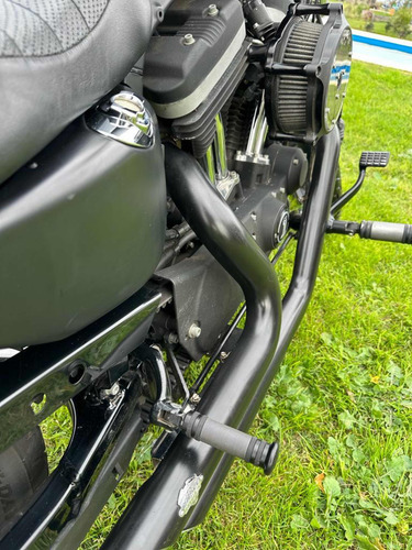 Harley Davidson Sportster 883 R