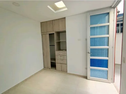 Moderna Casa En Flandes: Ubicación Ideal, Diseño Y Seguridad.