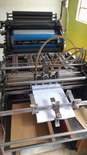 Multilith Pra Venda Duas 1250 E 1850