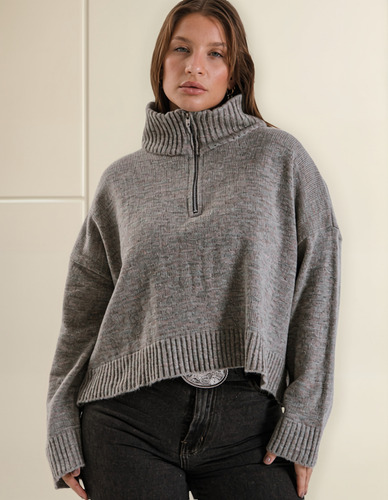 Sweater Frisado Cuello Alto Con Cierre Mujer Talles Grandes