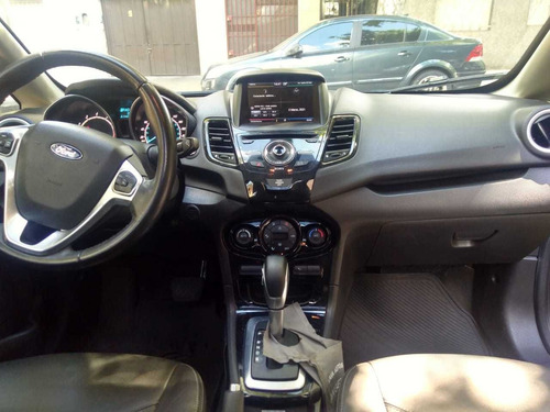Ford Fiesta Automático