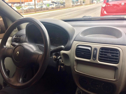 Renault Clio 2004 1.0 8v Authentique 3p